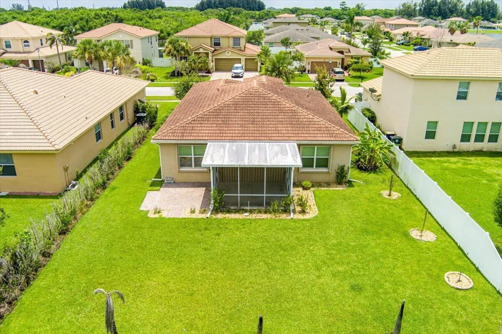 4111 Worlington Terrace Fort Pierce, FL 34947