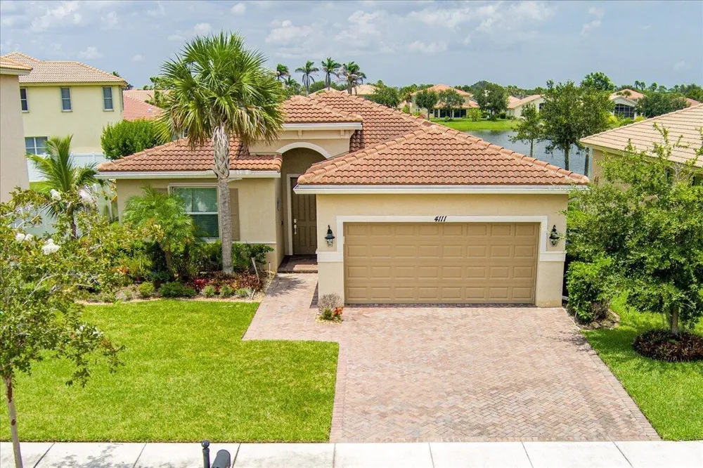 4111 Worlington Terrace Fort Pierce, FL 34947