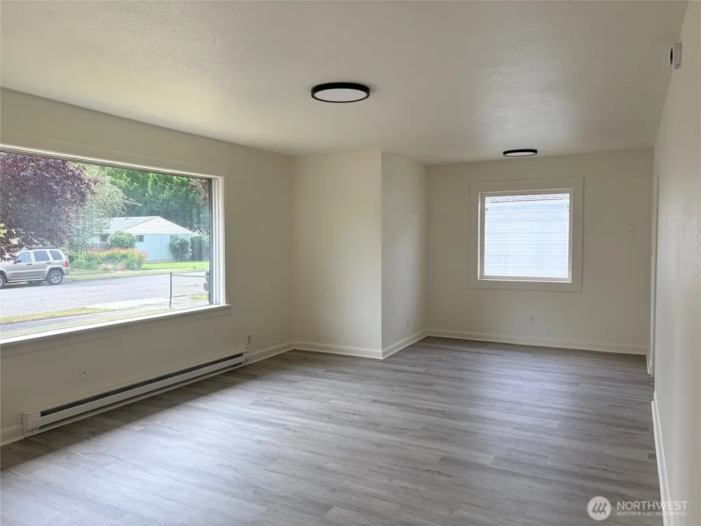 511 20th Longview, WA 98632
