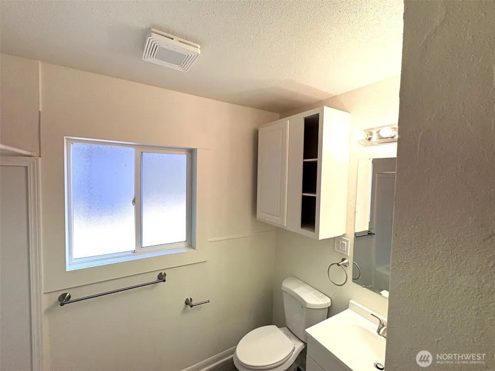 511 20th Longview, WA 98632