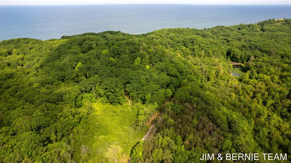Hillside Trail Holland, MI 49423