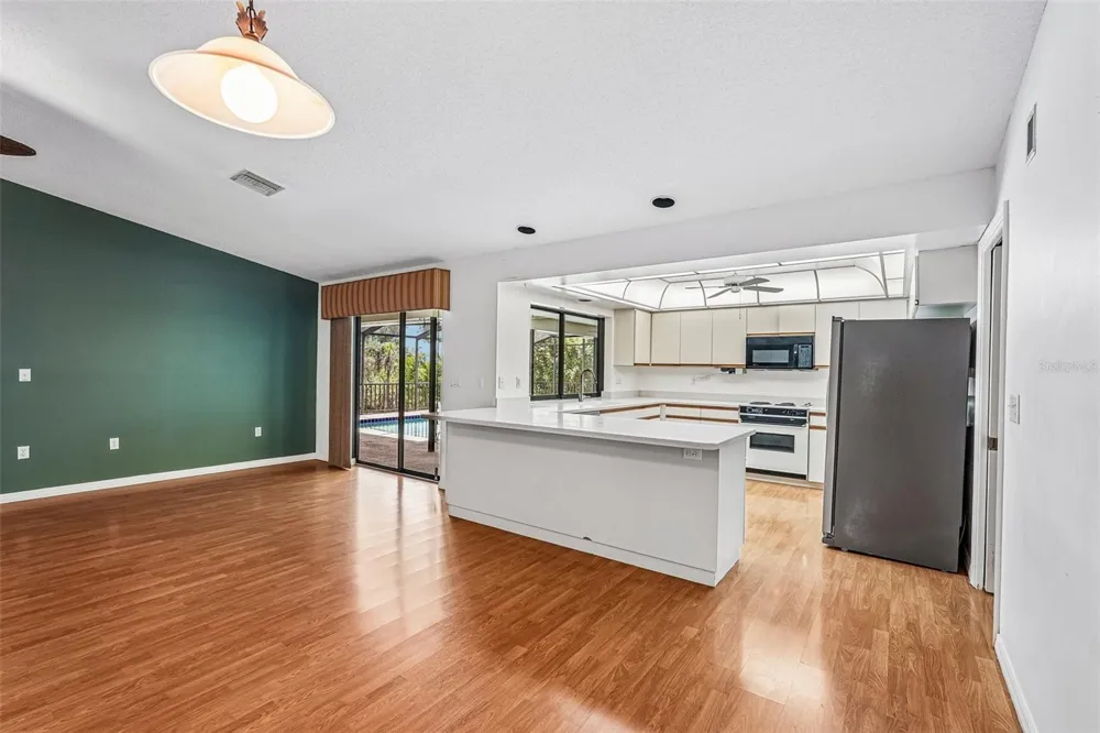 1305 SORRENTO WOODS BOULEVARD Nokomis, FL 34275