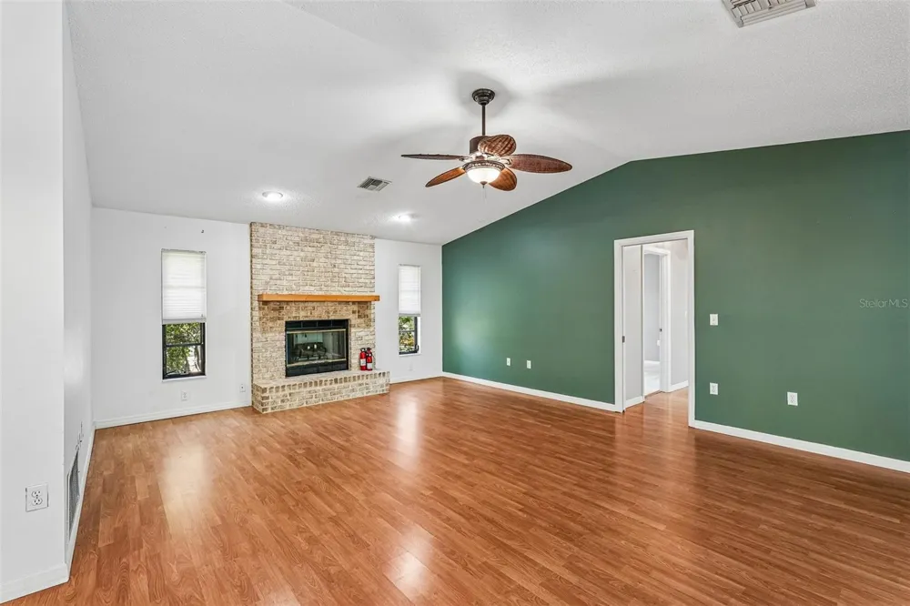 1305 SORRENTO WOODS BOULEVARD Nokomis, FL 34275