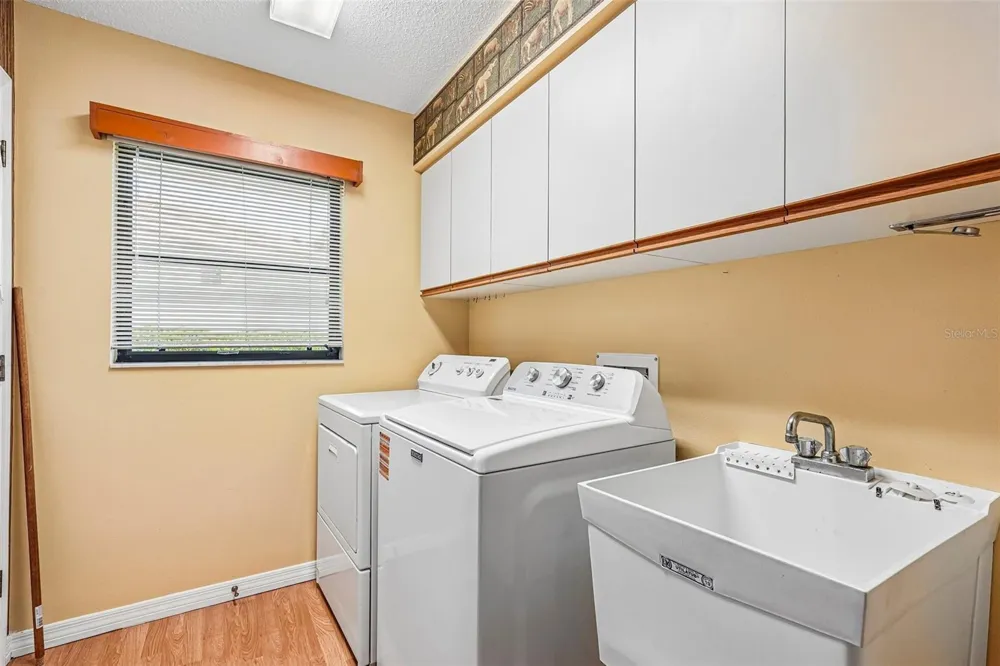 1305 SORRENTO WOODS BOULEVARD Nokomis, FL 34275