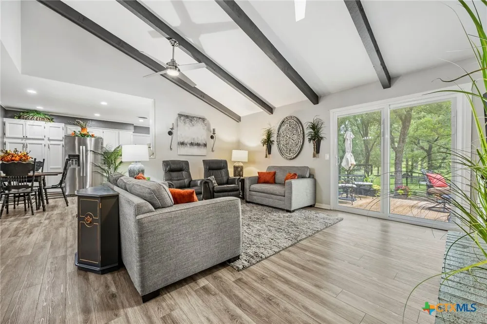 207 S Brook San Saba, TX 76877