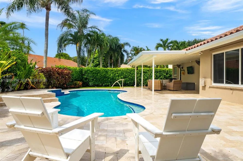 5621 Thornbluff Ave Davie, FL 33331