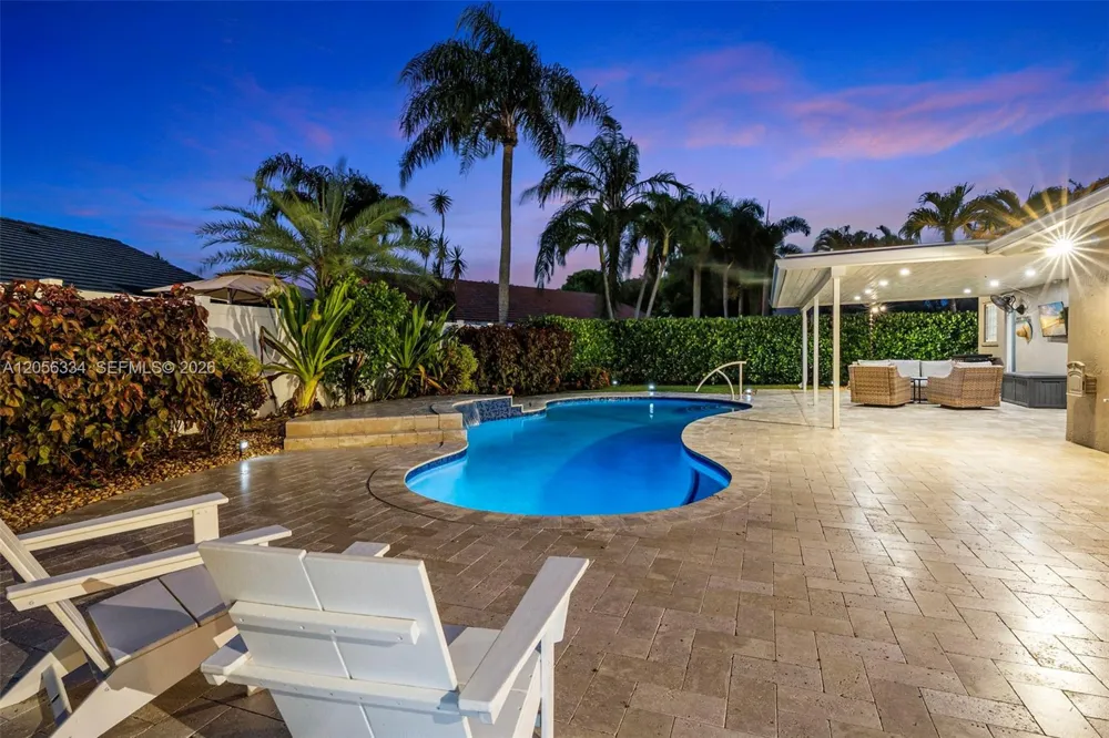 5621 Thornbluff Ave Davie, FL 33331