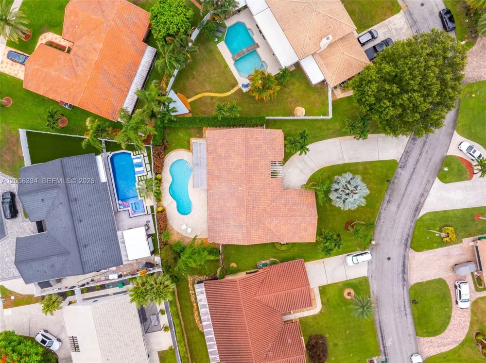 5621 Thornbluff Ave Davie, FL 33331