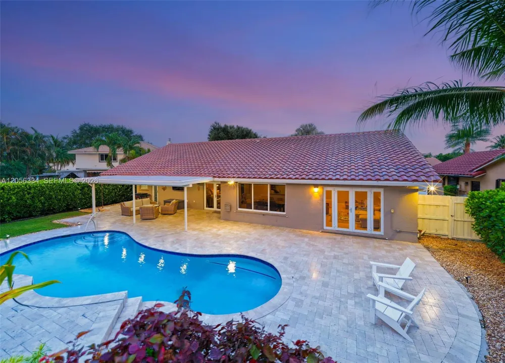 5621 Thornbluff Ave Davie, FL 33331