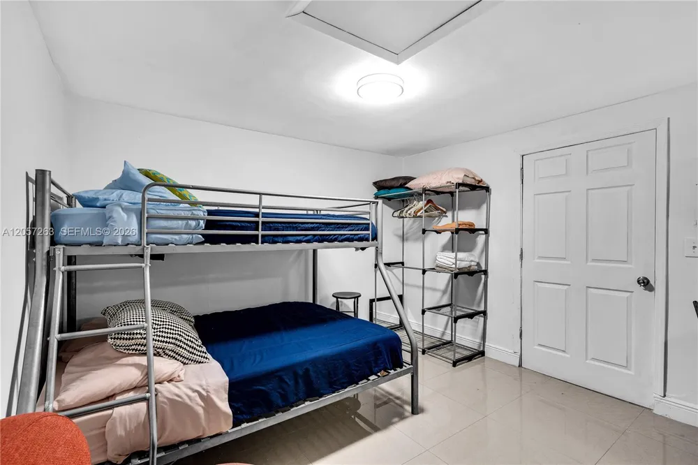 519 52 st #0 Miami, FL 33127
