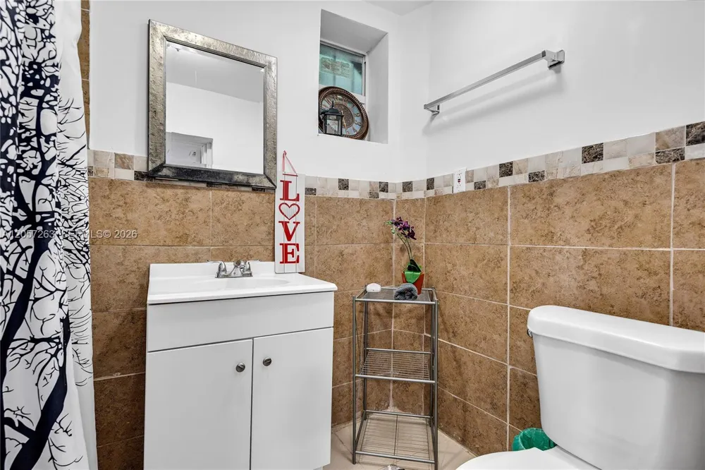 519 52 st #0 Miami, FL 33127