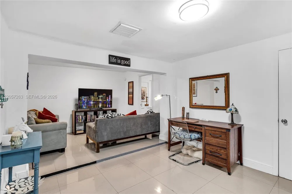 519 52 st #0 Miami, FL 33127