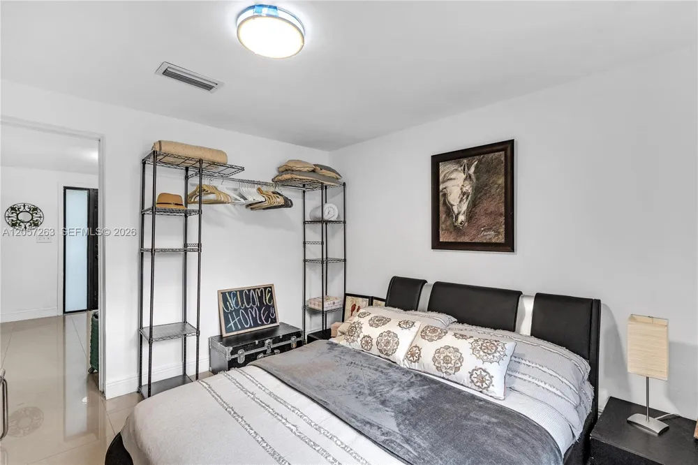 519 52 st #0 Miami, FL 33127