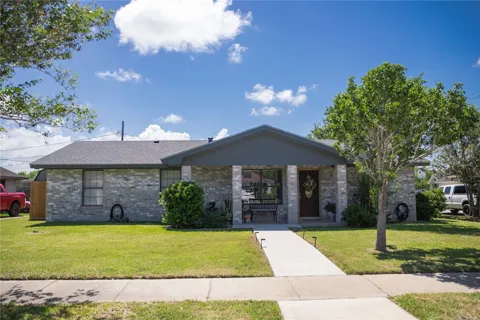 302 Lone Oak Court