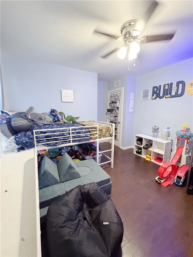 302 Lone Oak Court Bishop, TX 78343