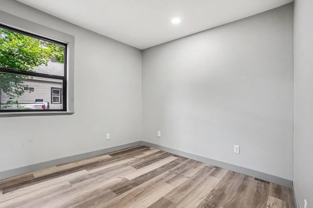216 W Cushman Street Three Rivers, MI 49093