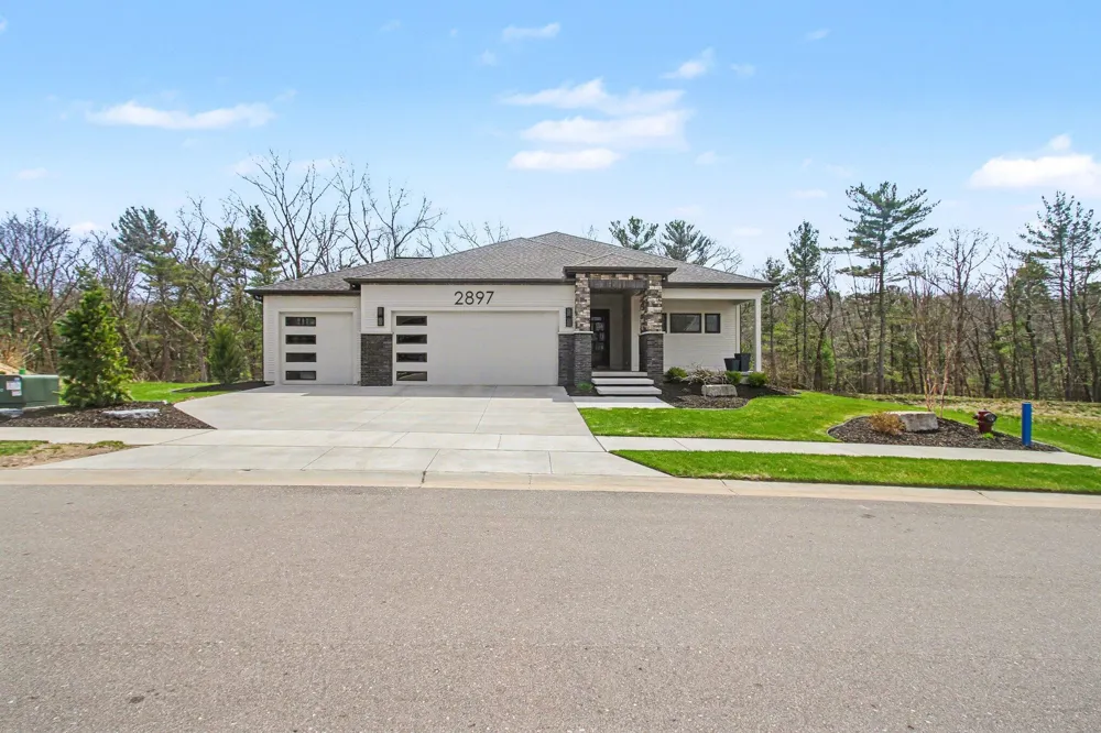 2897 Duneside Trail Muskegon, MI 49441