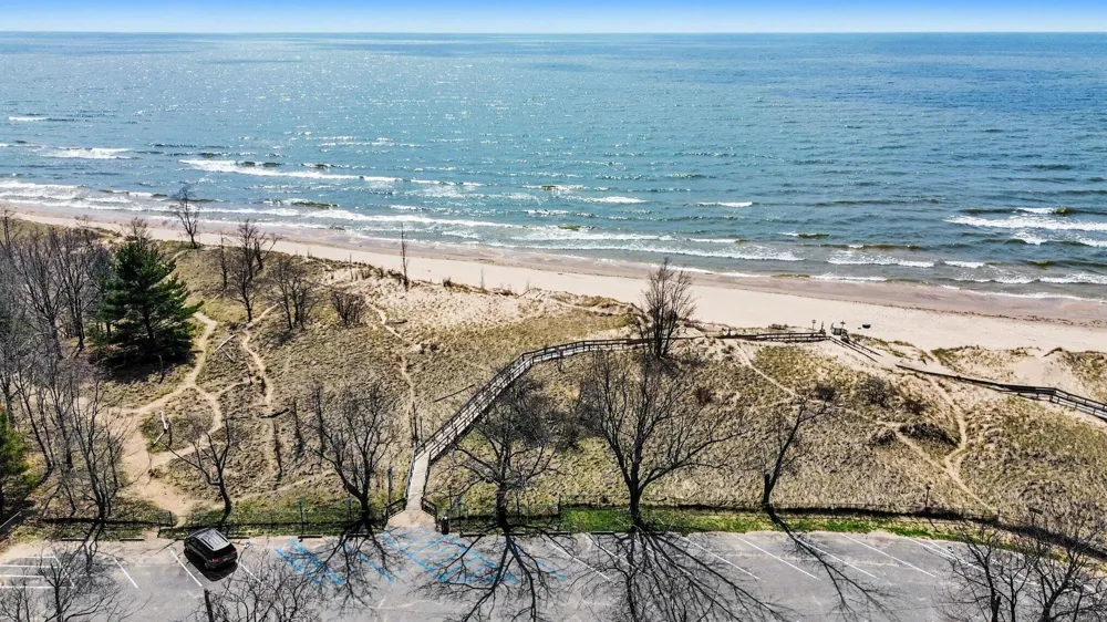 2897 Duneside Trail Muskegon, MI 49441