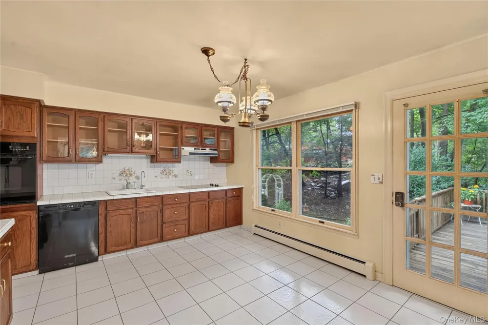 8 Peter Avenue Newburgh, NY 12550