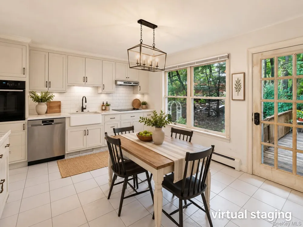8 Peter Avenue Newburgh, NY 12550