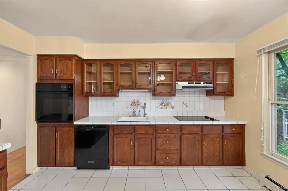 8 Peter Avenue Newburgh, NY 12550