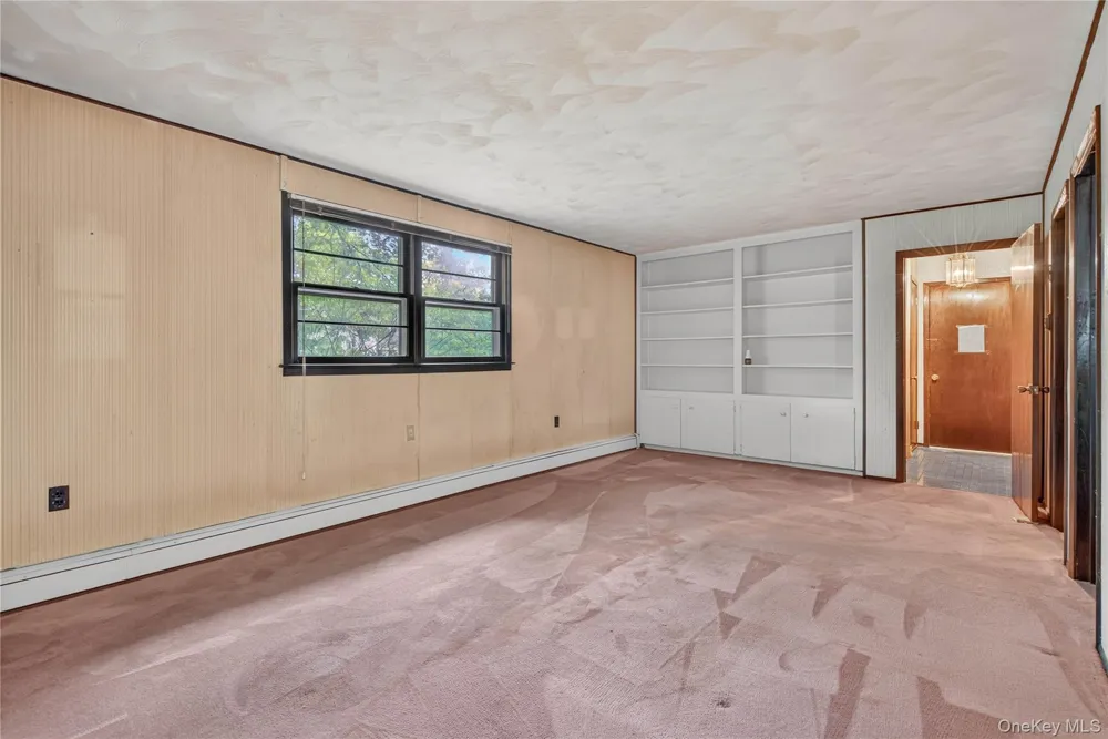 8 Peter Avenue Newburgh, NY 12550