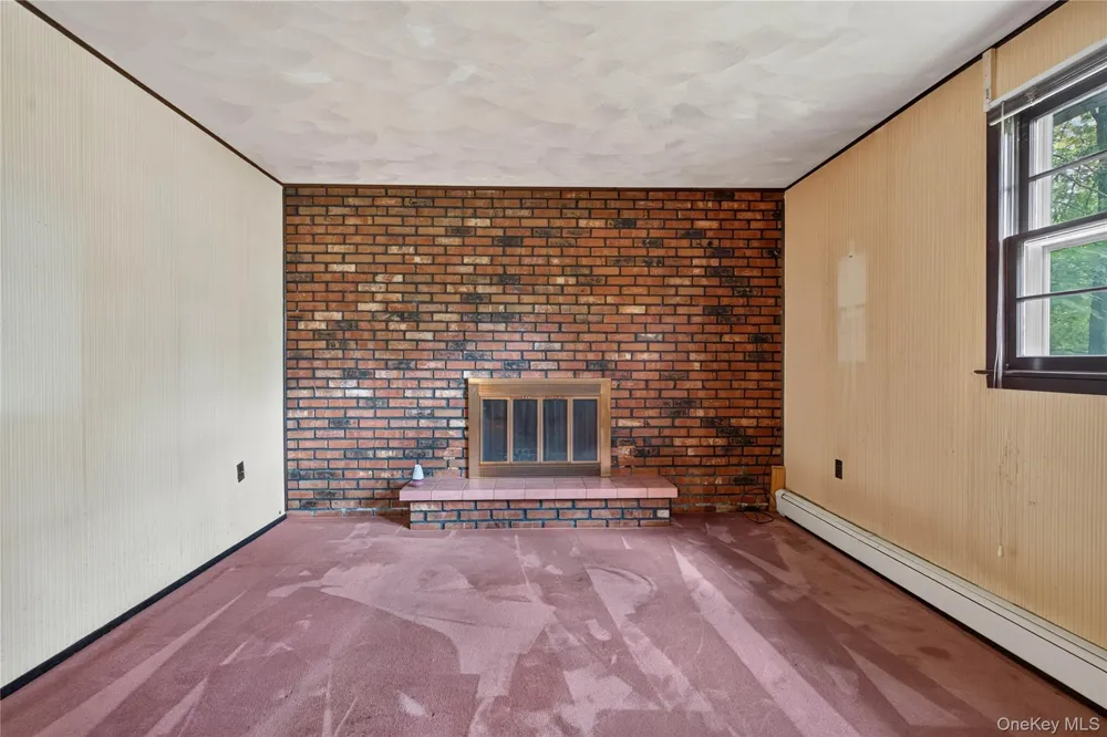 8 Peter Avenue Newburgh, NY 12550