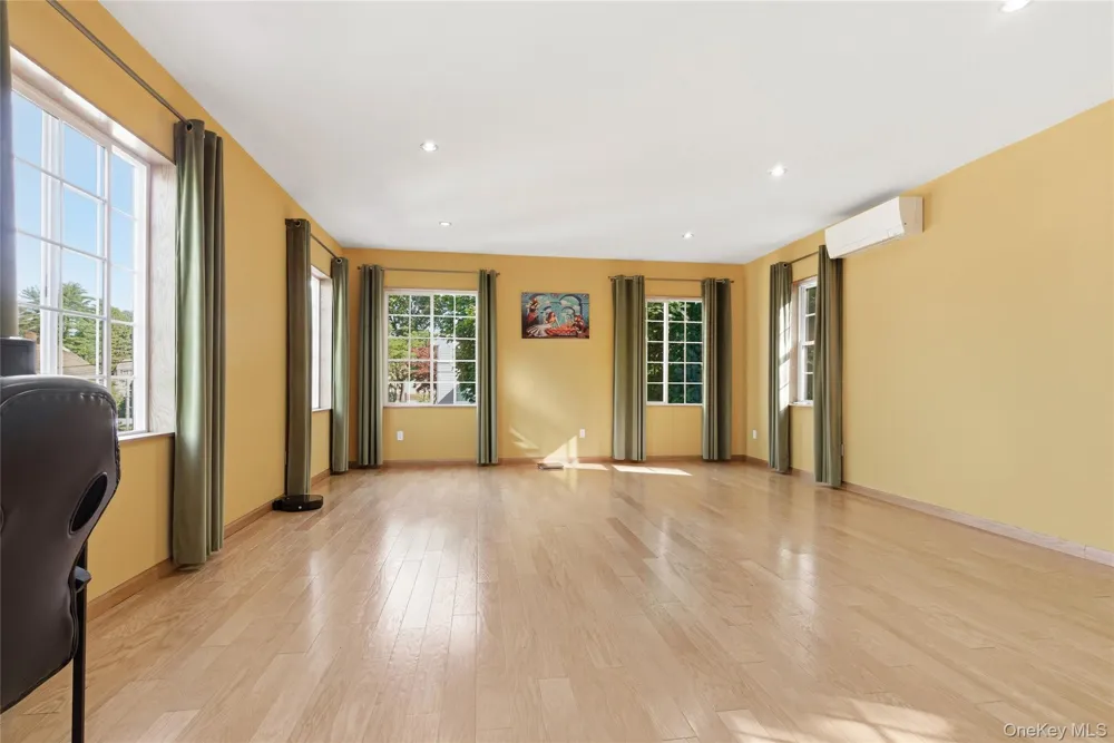216 Catherine Street Buchanan, NY 10511