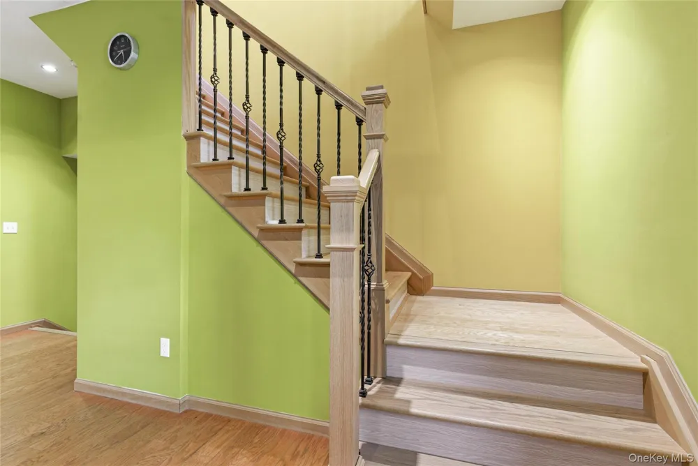 216 Catherine Street Buchanan, NY 10511