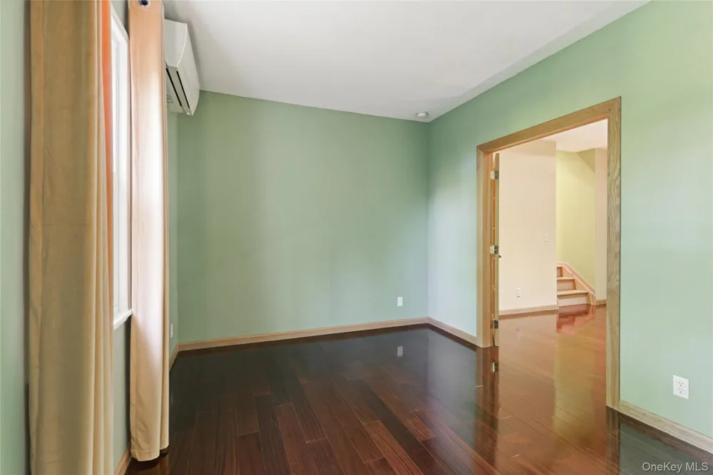 216 Catherine Street Buchanan, NY 10511