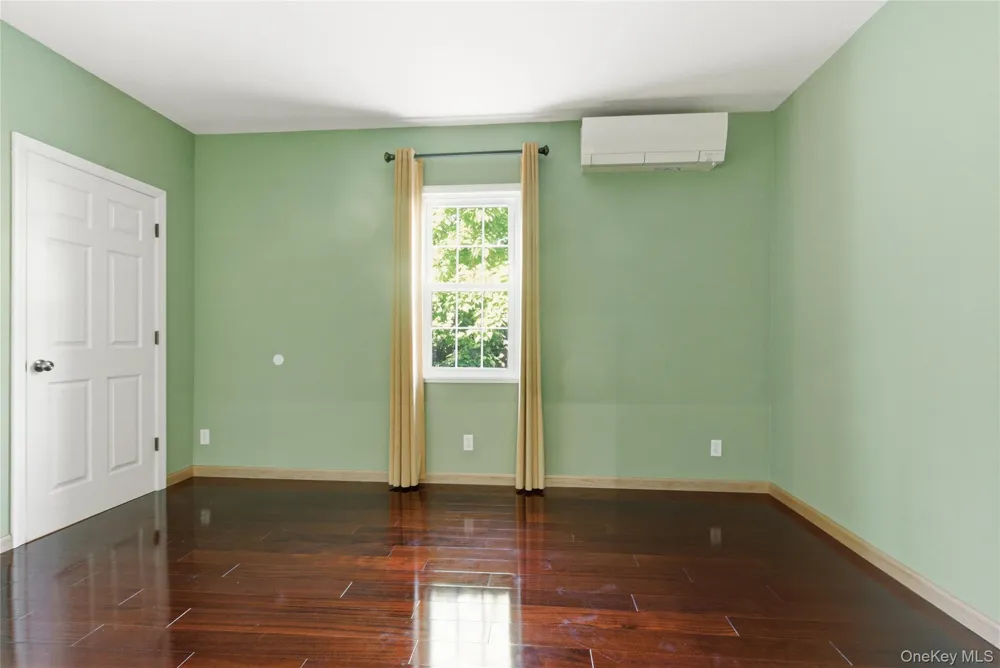 216 Catherine Street Buchanan, NY 10511