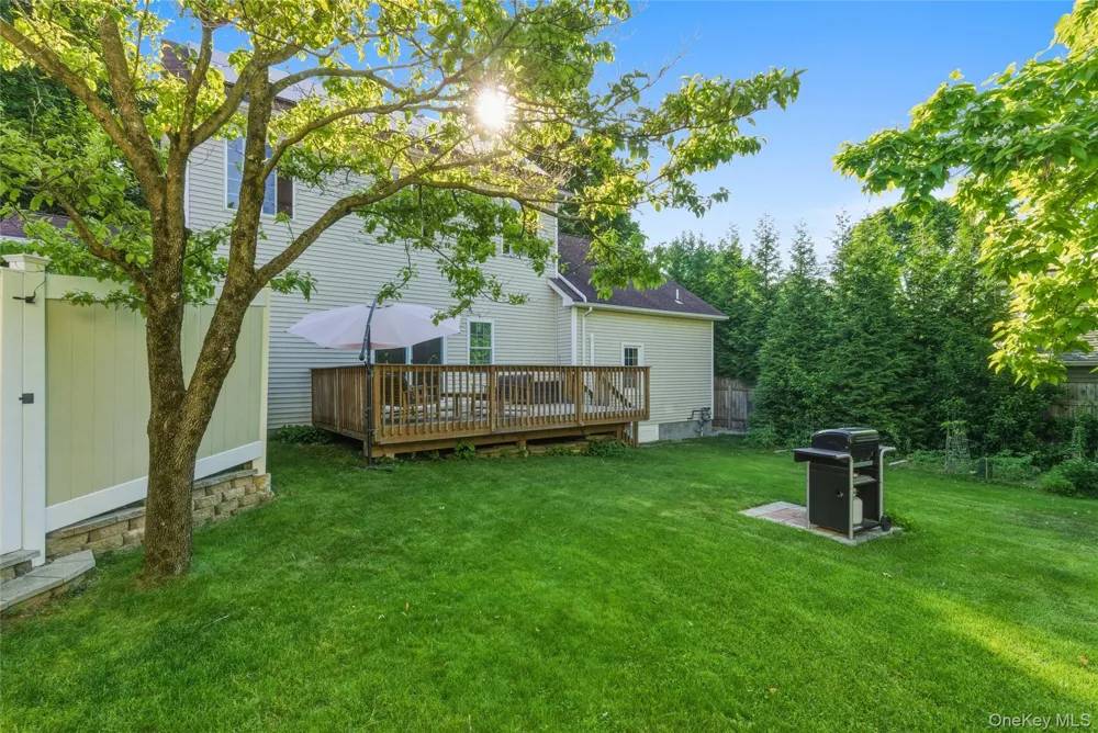 216 Catherine Street Buchanan, NY 10511