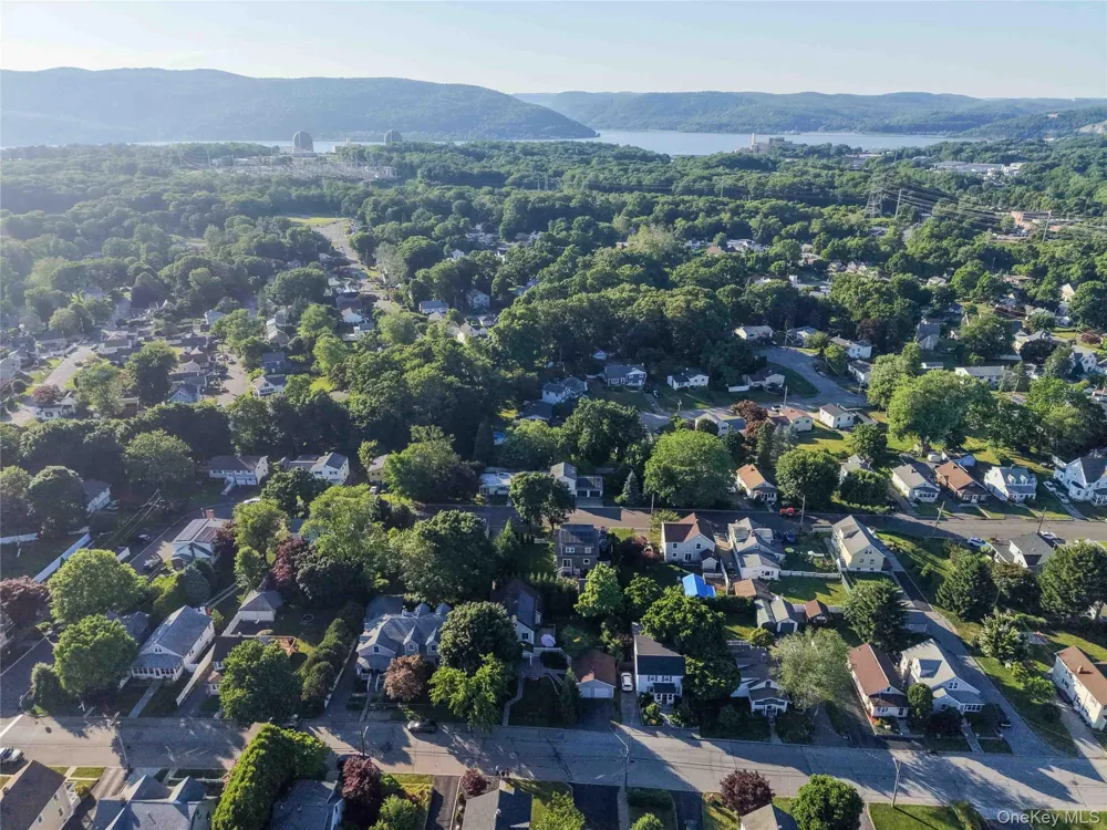 216 Catherine Street Buchanan, NY 10511