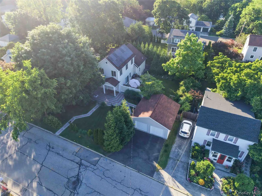 216 Catherine Street Buchanan, NY 10511