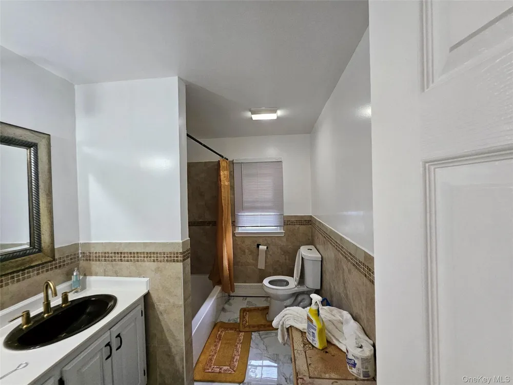 182 New York Avenue Bay Shore, NY 11706