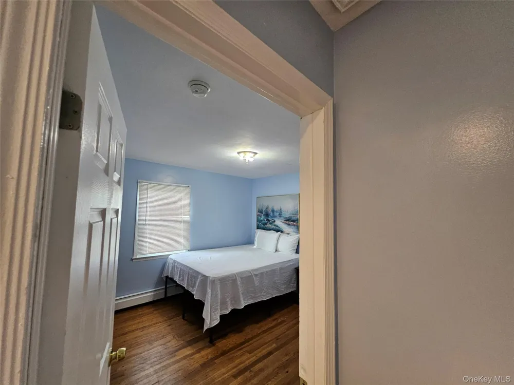 182 New York Avenue Bay Shore, NY 11706