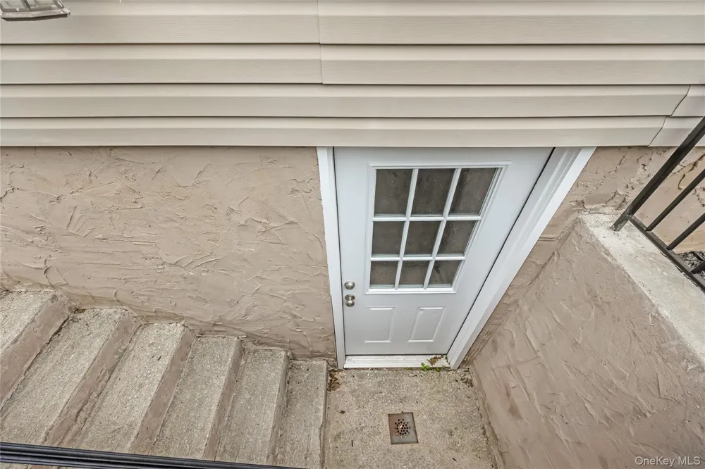 65 Westminster Drive Shirley, NY 11967