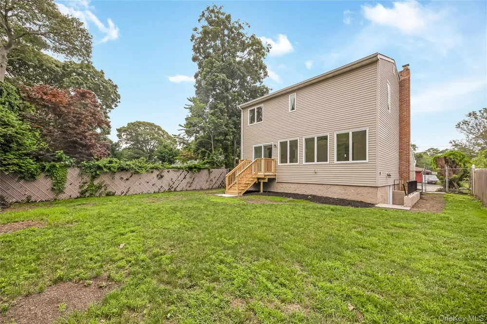65 Westminster Drive Shirley, NY 11967