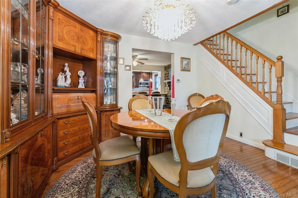 16 Devon Street Lynbrook, NY 11563