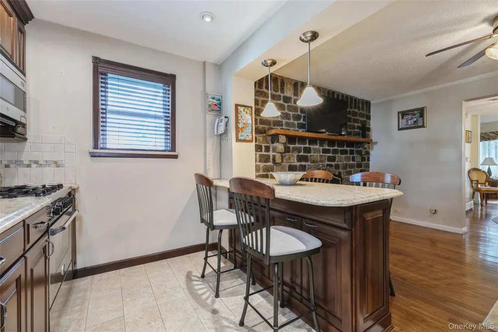16 Devon Street Lynbrook, NY 11563