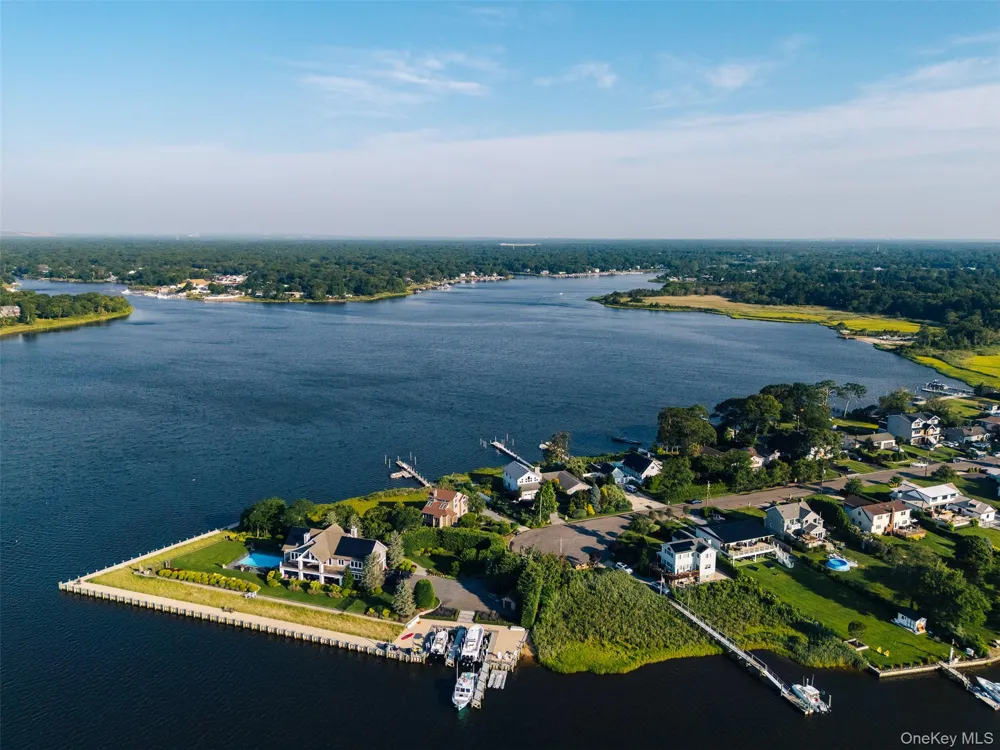 144 Crystal Beach Boulevard Moriches, NY 11955