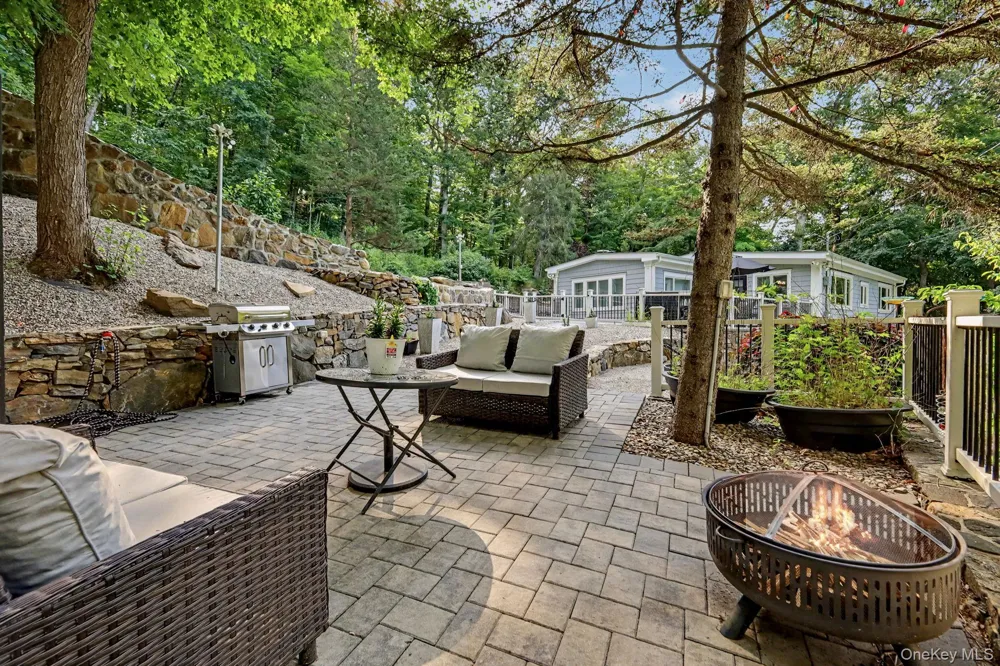 2677 Route 35 Katonah, NY 10536