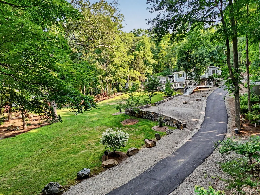 2677 Route 35 Katonah, NY 10536