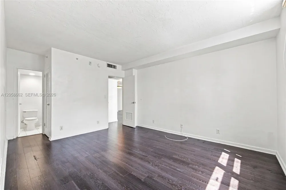 3000 S Ocean Dr #518 Hollywood, FL 33019