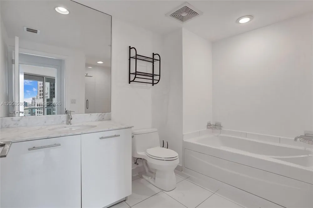 55 SE 6th St #3604 Miami, FL 33131