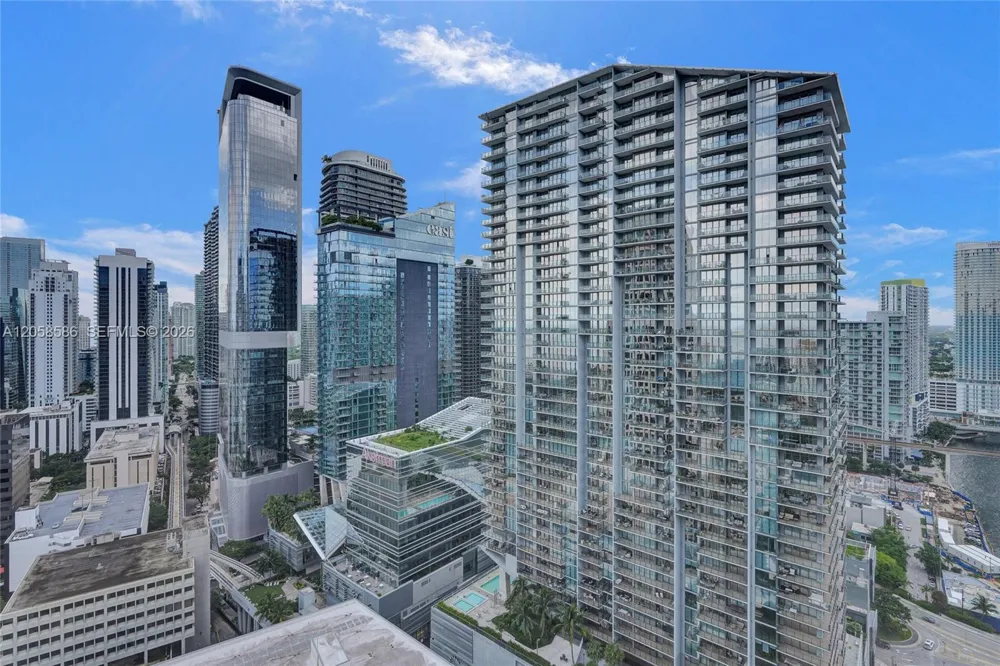 55 SE 6th St #3604 Miami, FL 33131