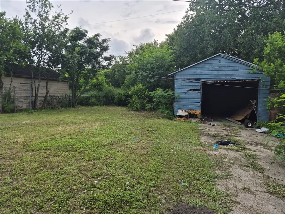1265 Golla Drive Corpus Christi, TX 78407