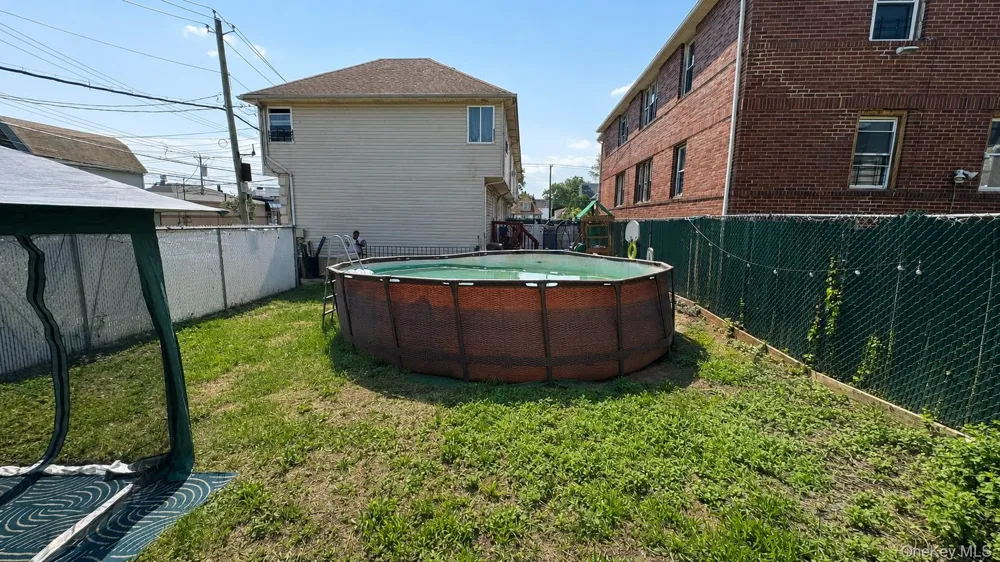 71 Arlington Place Staten Island, NY 10303