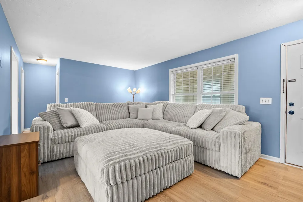 1138 Wintercherry Lane Vicksburg, MI 49097