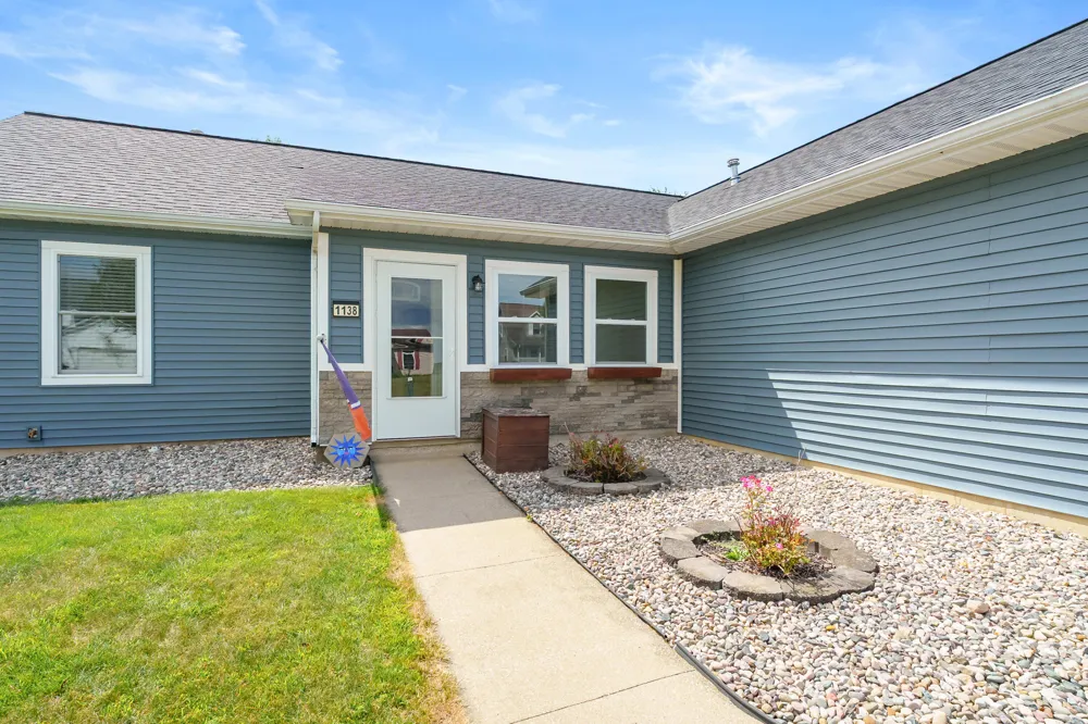 1138 Wintercherry Lane Vicksburg, MI 49097